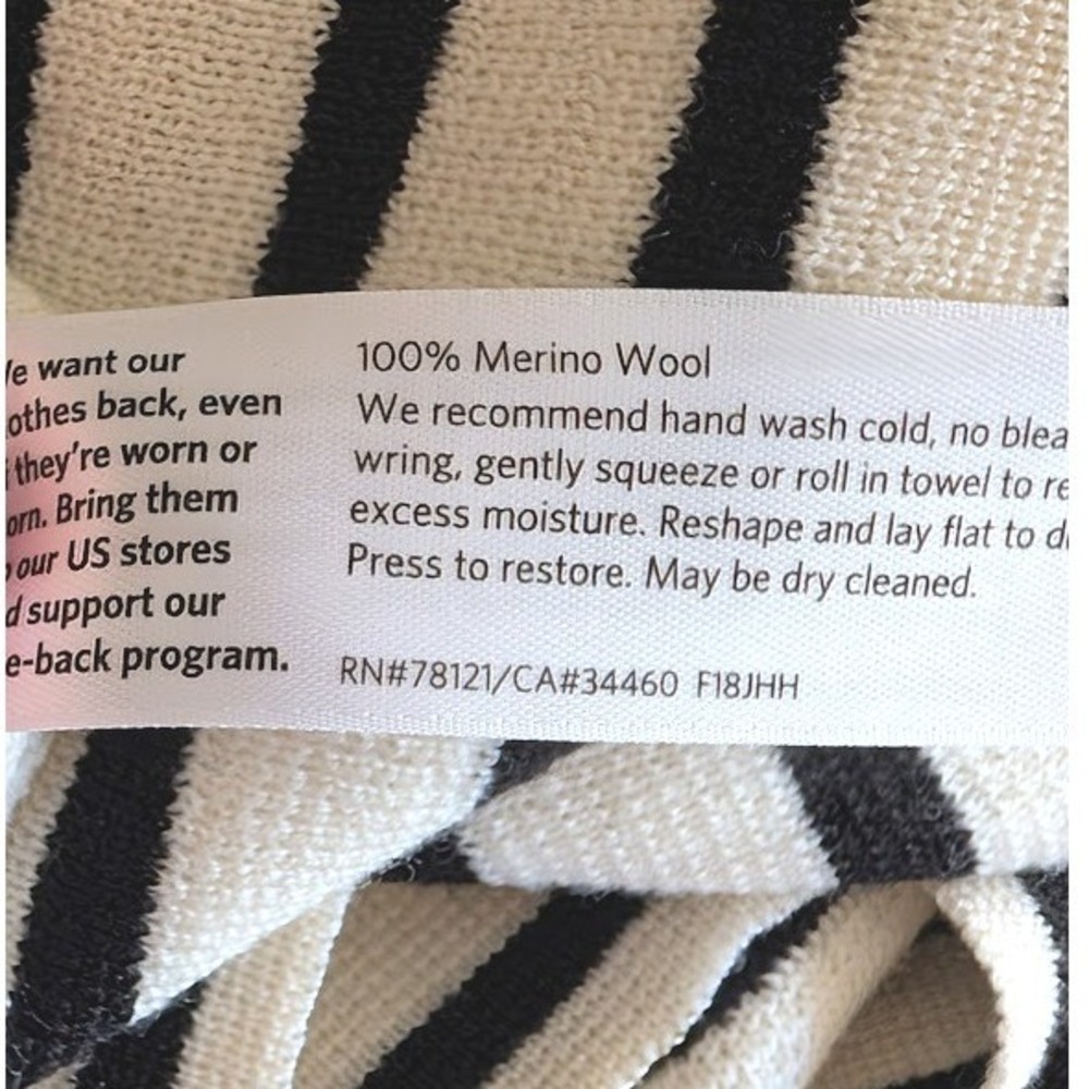 Eileen Fisher Merino Wool Striped Sweater Ivory Black Crew Neck Size Medium - Picture 6 of 6